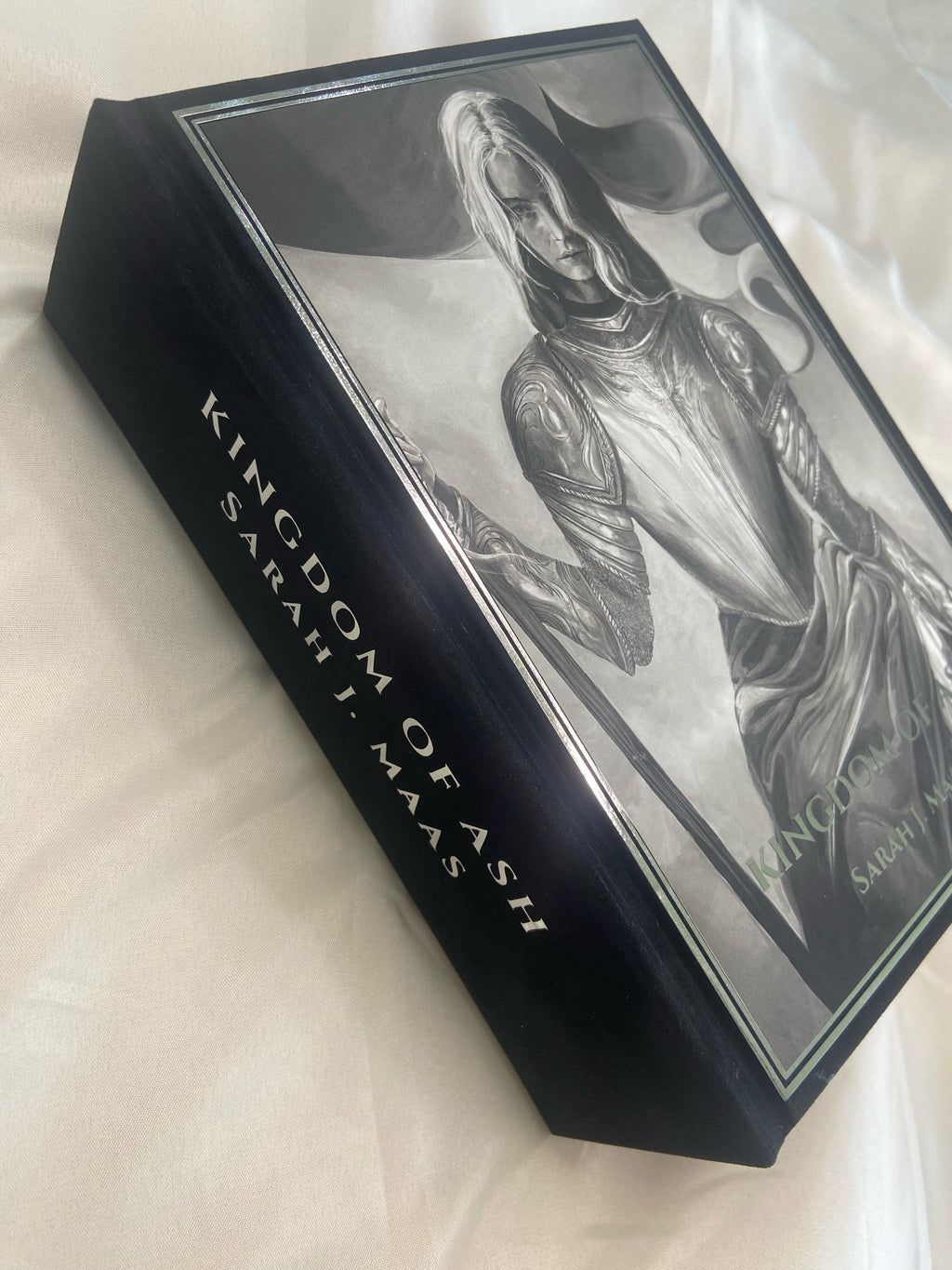 Kingdom of Ash by Sarah J Maas