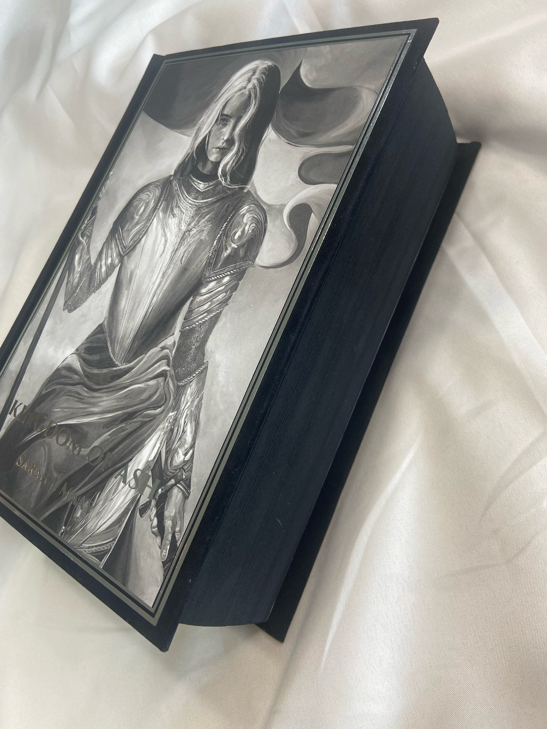 Kingdom of Ash by Sarah J Maas