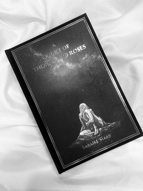 A Court of Thorns and Roses by Sarah J Maas